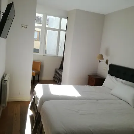 Cuentame La Puebla 3* Burgos