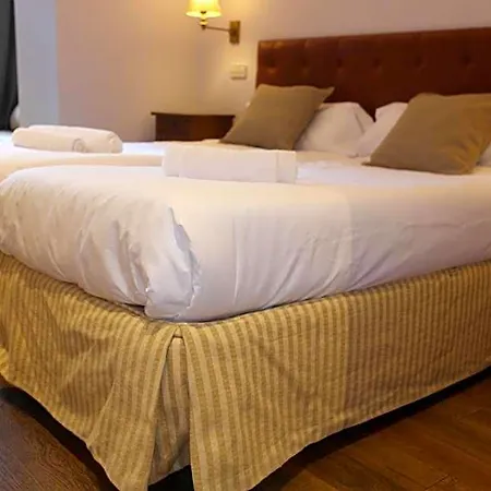 Cuentame La Puebla Hotel 3*